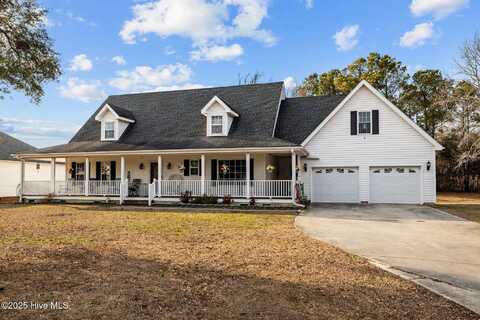 137 Skipper Court, Newport, NC 28570