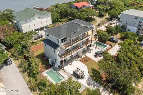 1002 Emerald Drive W, Emerald Isle, NC 28594