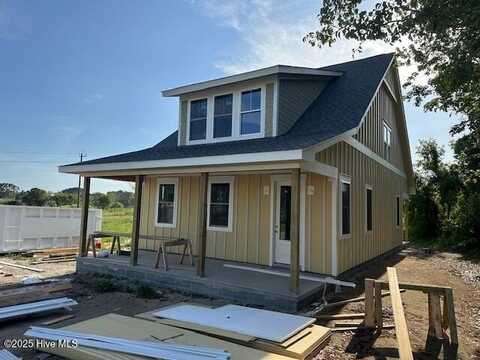 504 N 25th Street, Morehead City, NC 28557