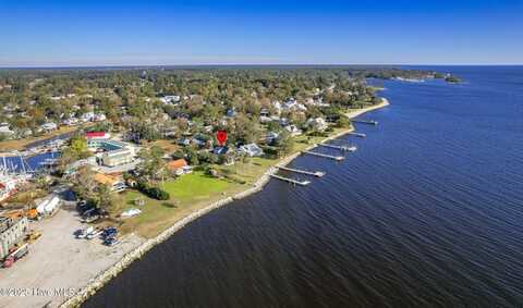400 South Avenue, Oriental, NC 28571