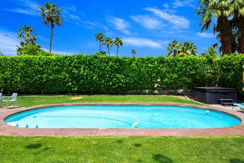 578 E Desert Willow Circle, Palm Springs, CA 92262