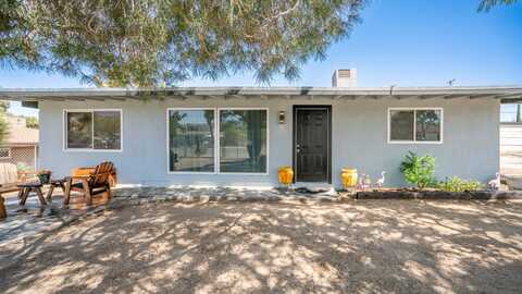 7443 Condalia Avenue, Yucca Valley, CA 92284
