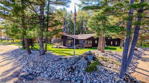 3500 E Pinecrest, Gladwin, MI 48624