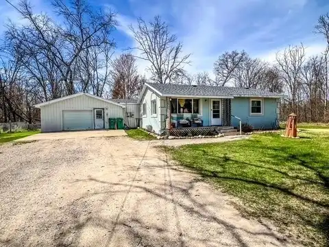 4265 Jeffery, Harrison, MI 48625