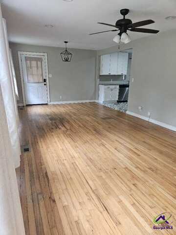556 Rogers, Macon, GA 31204