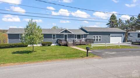 43 Klibar Road, Hudson, NY 12534