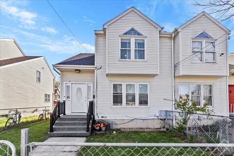 744 Hamilton Street, Schenectady, NY 12307