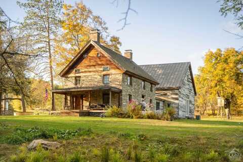 40 Hellbrook Lane, Ulster Park, NY 12487