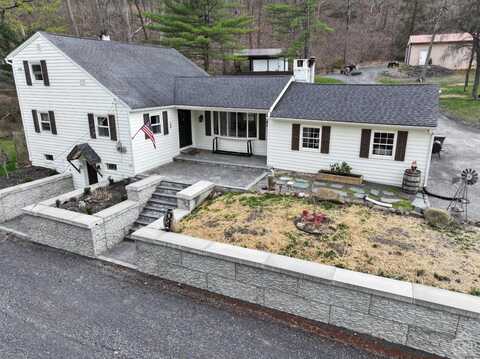 53 Nodine Mountain Road, New Baltimore, NY 12124