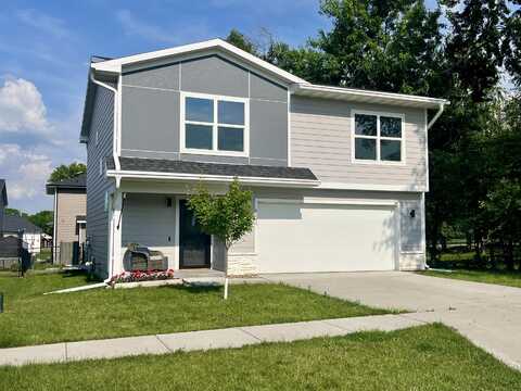 104 McPherson Street, Boone, IA 50036