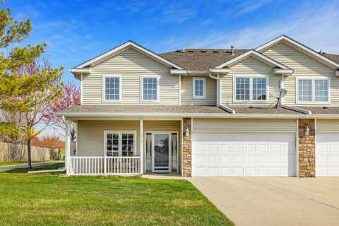921 10th Street, Altoona, IA 50009
