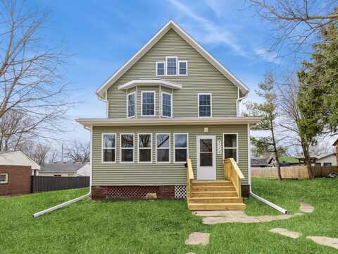 514 6th Street, Nevada, IA 50201