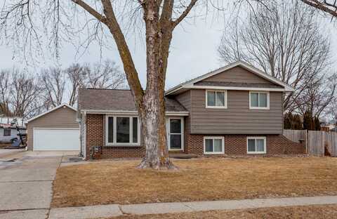 1317 Lyndale Drive, Polk City, IA 50226