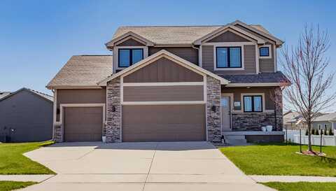 480 NE Bobcat Drive, Waukee, IA 50263