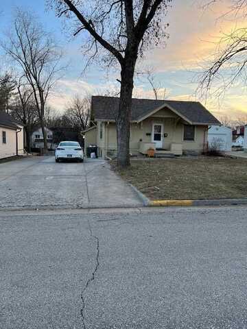 3722-3724 Ross Road, Ames, IA 50014