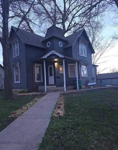 1103 1st Street, Webster City, IA 50595