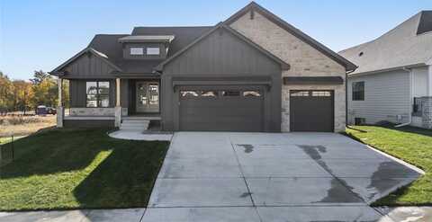 17950 Tanglewood Drive, Clive, IA 50325