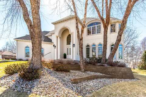 3217 Ridgetop Road, Ames, IA 50014