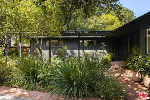 8427 Oswego St, Sunland, CA 91040