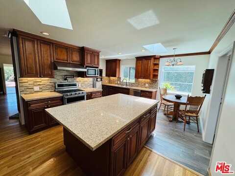 29242 Sea Lion Pl, Malibu, CA 90265
