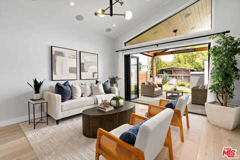 712 N Keystone St, Burbank, CA 91506
