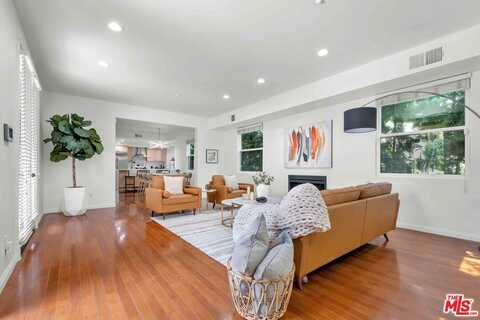 1448 N Fair Oaks Ave, Pasadena, CA 91103