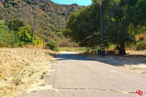 28520 Roosevelt, Val Verde, CA 91384