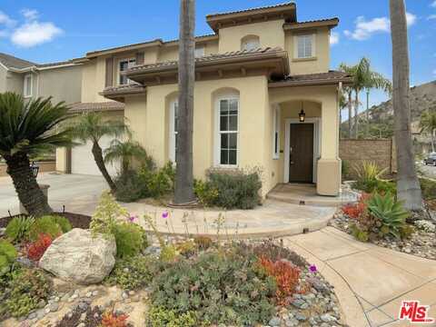 2272 N Parkhurst Dr, Orange, CA 92867