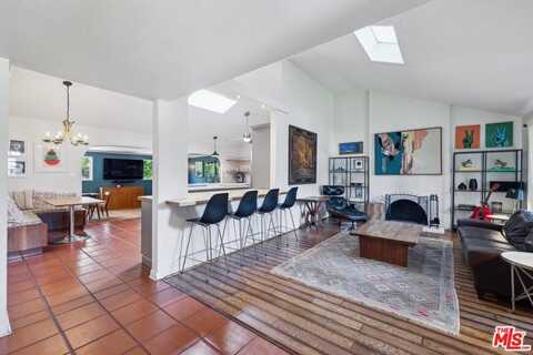 29429 Trailway Ln, Agoura Hills, CA 91301