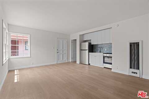 148 S Mccarty Dr, Beverly Hills, CA 90212