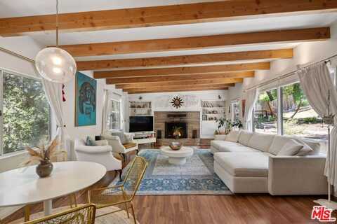 1256 N Topanga Canyon Blvd, Topanga, CA 90290