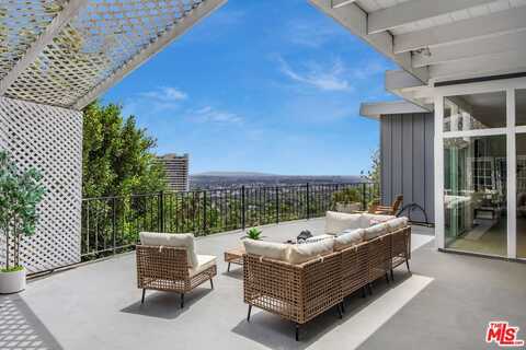9400 Sierra Mar Dr, Los Angeles, CA 90069