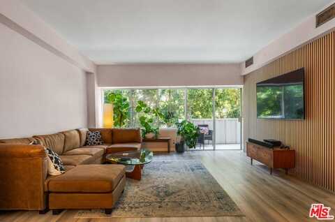 7135 Hollywood Blvd, Los Angeles, CA 90046