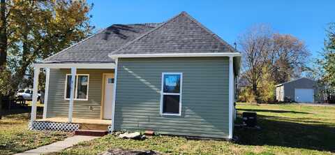 815 Odell AVE, Marshall, MO 65340