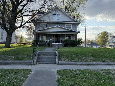 545 Elm ST, Slater, MO 65349