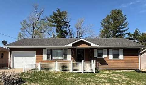 709 Apache DR, Marshall, MO 65340