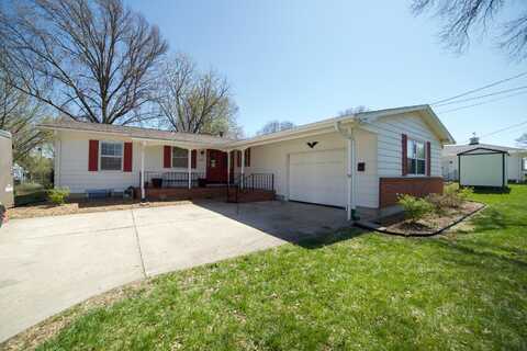 1380 English ST, Marshall, MO 65340