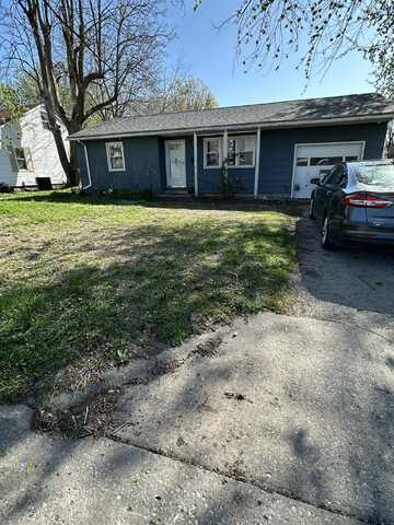 954 Conway AVE, Marshall, MO 65340