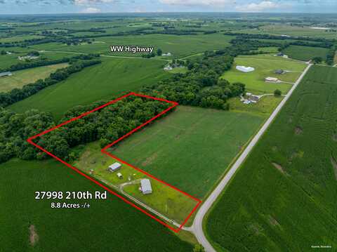 27998 210th RD, Marshall, MO 65340