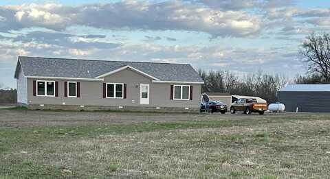 27998 210th RD, Marshall, MO 65340