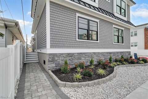 204 E Primrose, Wildwood Crest, NJ 08260