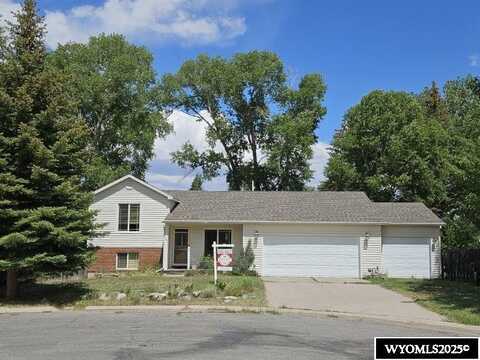 165 Richard St, Mountain View, WY 82939