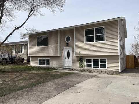 425 W Virginia Place, Green River, WY 82935