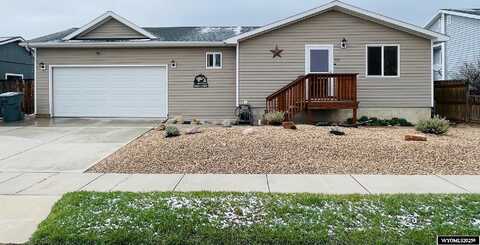 225 Tomahawk Drive, Evanston, WY 82930