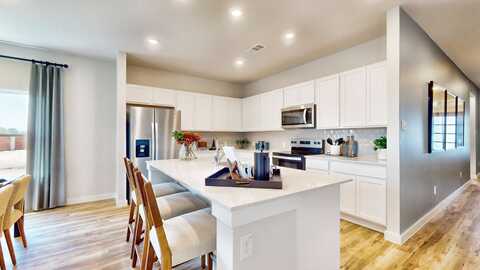 302 AMBERVILLE DR, Red Oak, TX 75154