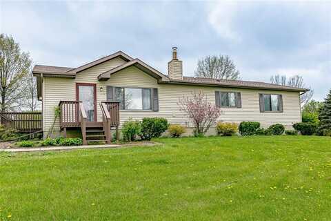 4442 Lewis Access Road, Center Point, IA 52213