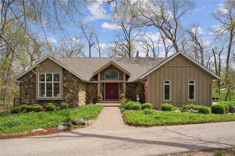525 Indian Road SE, Cedar Rapids, IA 52403