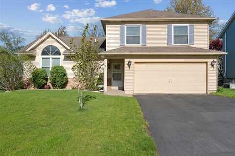 4700 Coventry Lane NE, Cedar Rapids, IA 52402