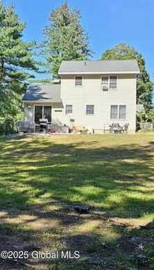 100 Glenning Lane, Guilderland, NY 12303