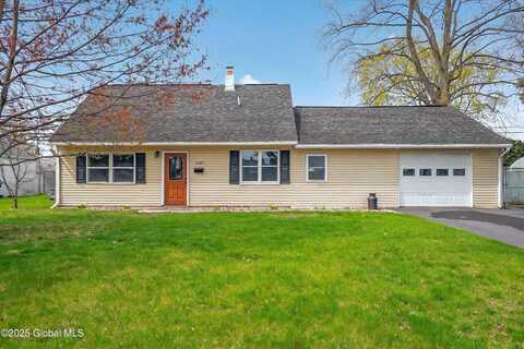 1129 Outer Drive, Rotterdam, NY 12303
